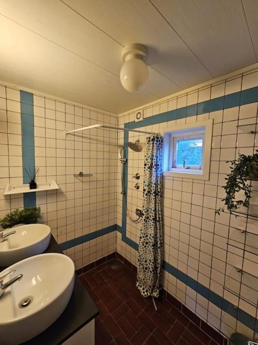 Villa Cozy Family House à Tromsø Extérieur photo